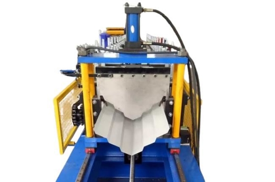 4kw 高性能リッジキャップロール形成機械 縫い目のない屋根システム