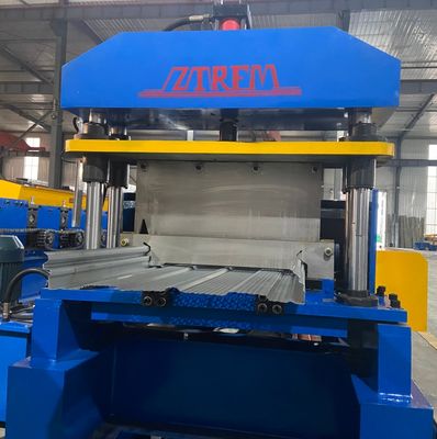 防音壁パネル プロファイル成形機